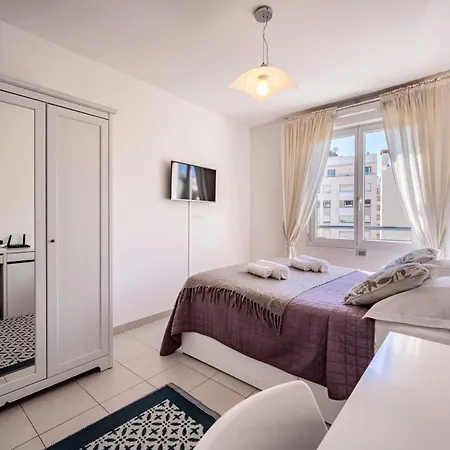 L'eden Square For 4 By Sunset Appartement *