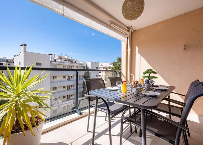 L'eden Square For 4 By Sunset Antibes